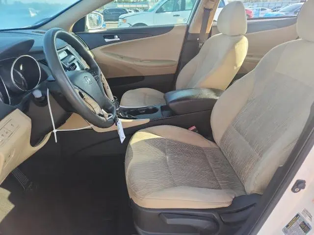 2012 HYUNDAI SONATA GLS  