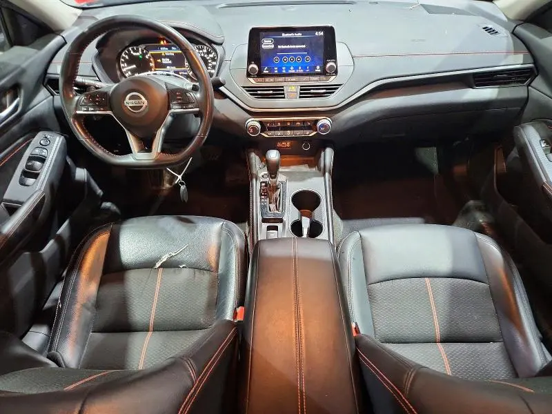 2022 NISSAN ALTIMA SR  