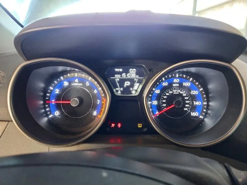 2011 HYUNDAI ELANTRA GLS  