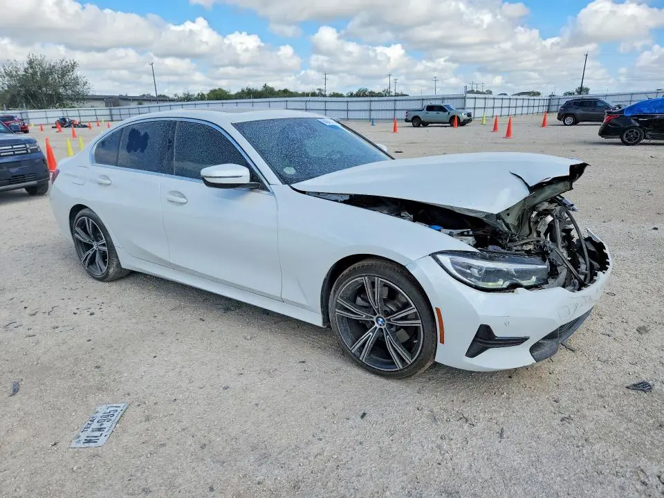 2022 BMW 330I   
