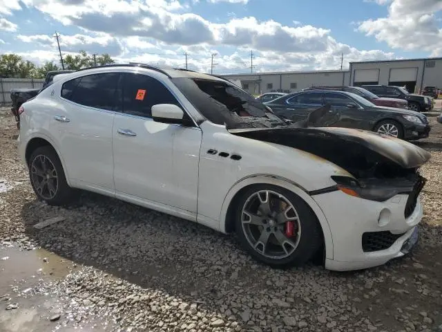 2017 MASERATI LEVANTE S SPORT  