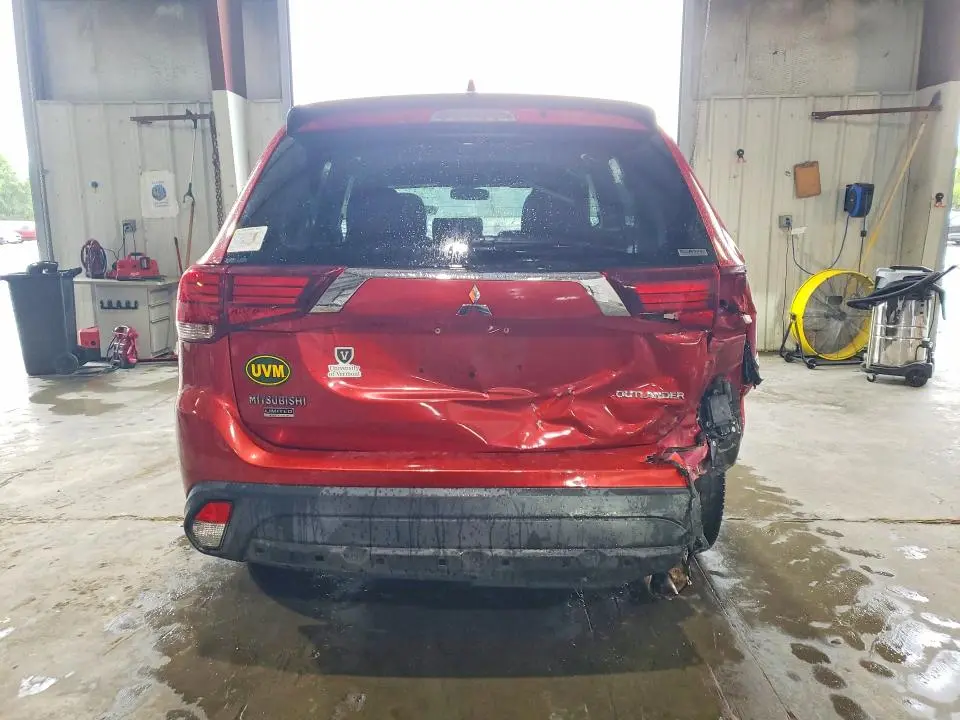 2018 MITSUBISHI OUTLANDER SE  