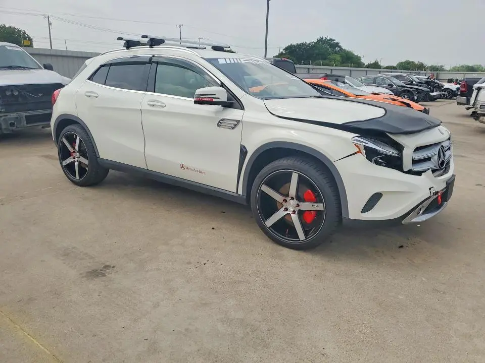2016 MERCEDES-BENZ GLA 250  