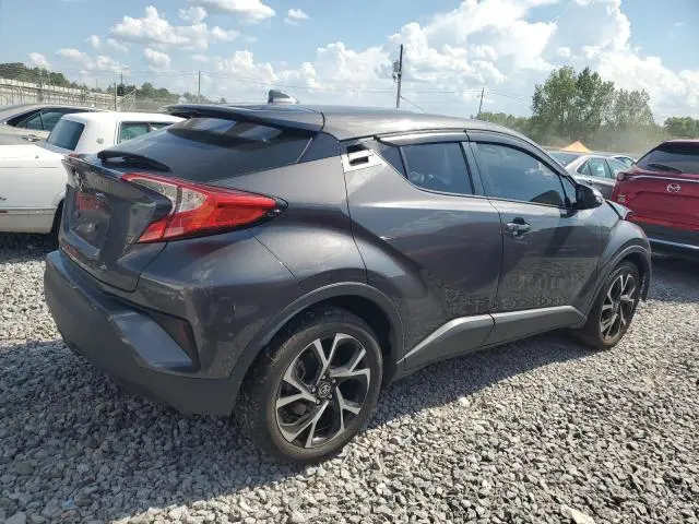 2021 TOYOTA C-HR XLE  