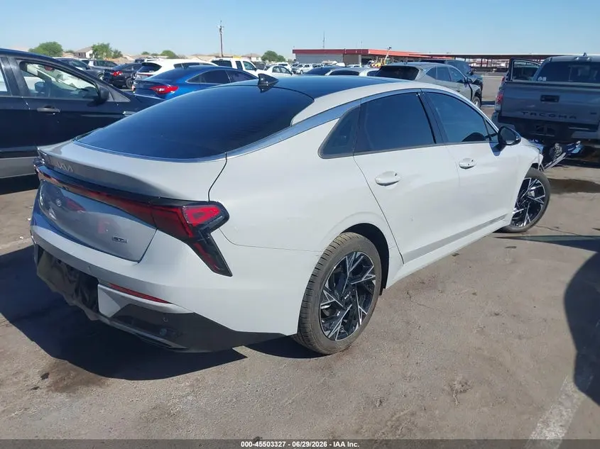 2025 KIA K5 GT-LINE