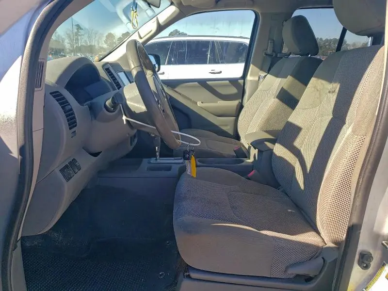 2019 NISSAN FRONTIER S  