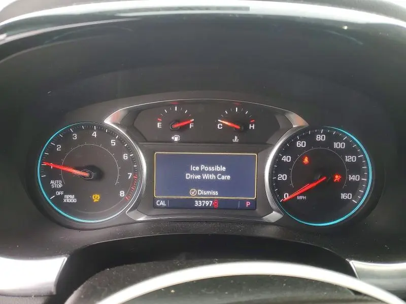 2023 CHEVROLET TRAVERSE LT  
