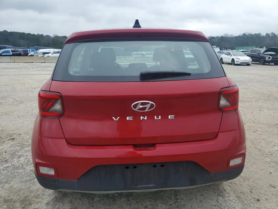 2022 HYUNDAI VENUE SE  