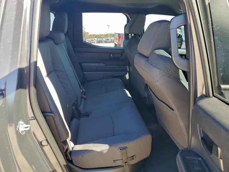 2025 TOYOTA TACOMA DOUBLE CAB  