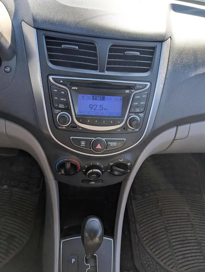 2016 HYUNDAI ACCENT SE  
