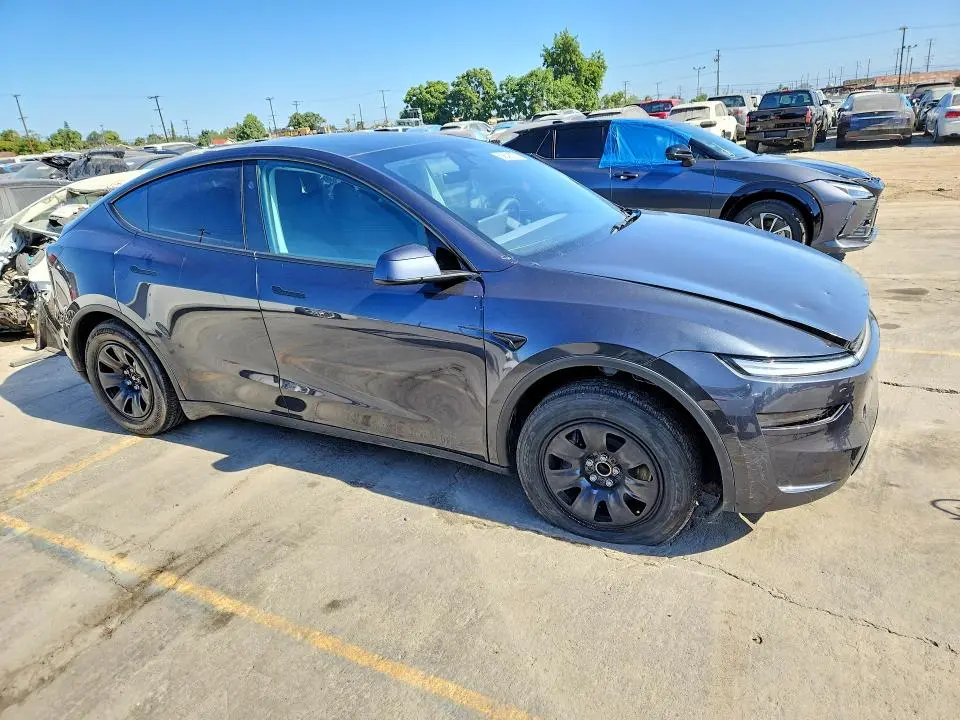 2026 TESLA MODEL Y   