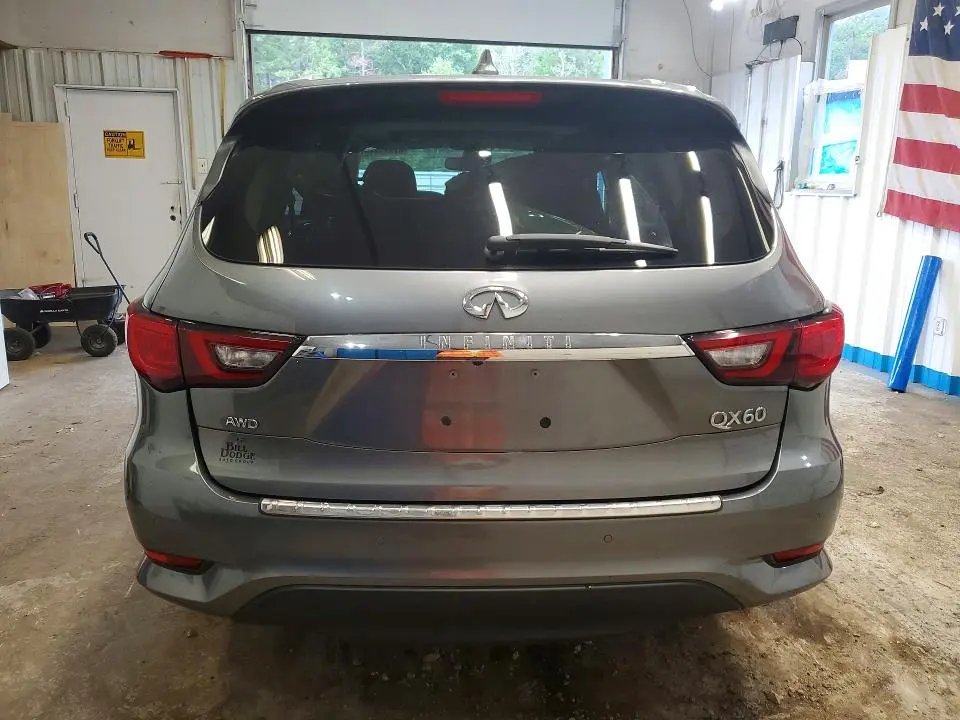 2019 INFINITI QX60 LUXE  