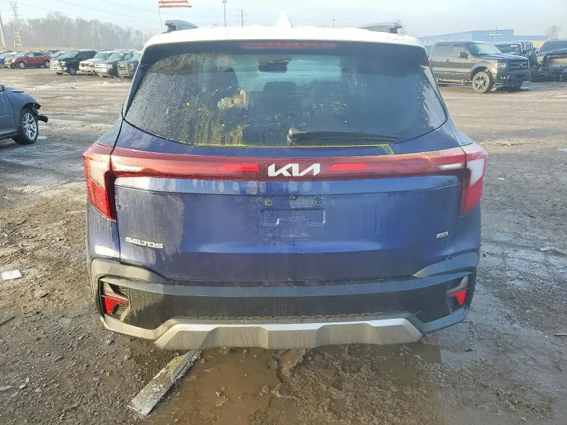 2024 KIA SELTOS S  