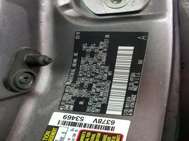 2011 TOYOTA SIENNA XLE 8-PASSENGER  