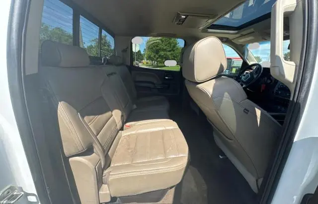 2016 GMC SIERRA K2500 DENALI  