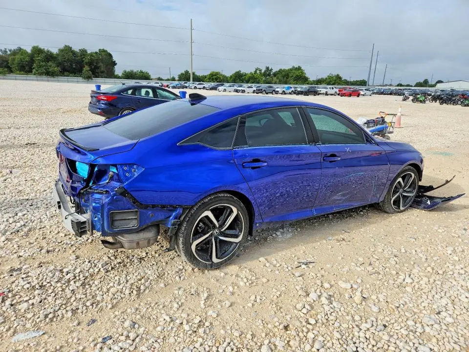 2022 HONDA ACCORD SPORT  