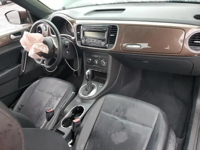2012 VOLKSWAGEN BEETLE   