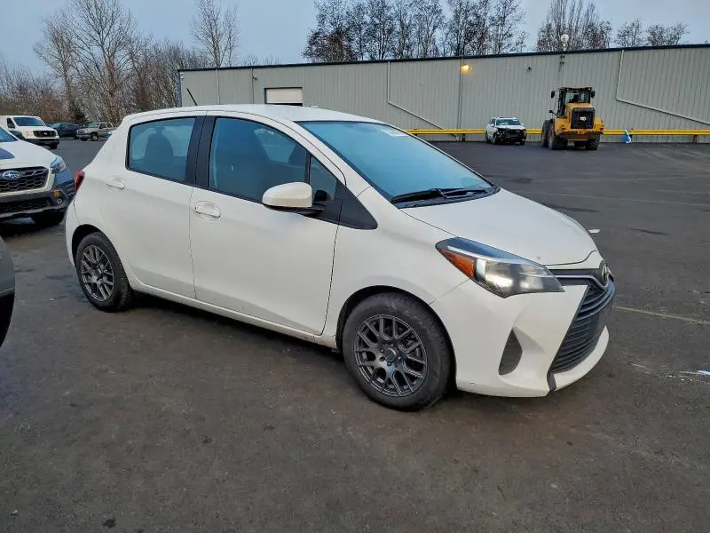 2015 TOYOTA YARIS   