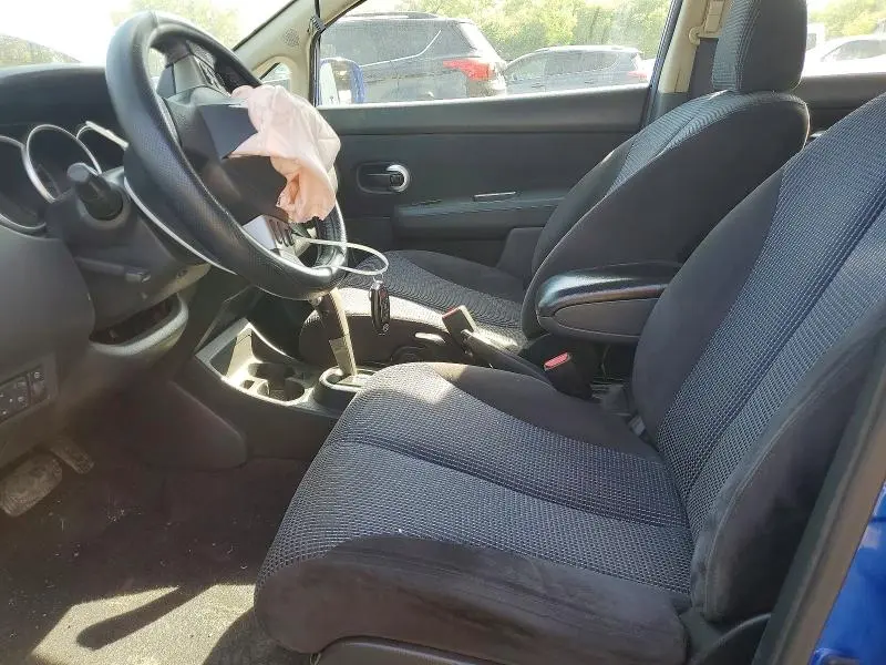 2012 NISSAN VERSA 1.8 S  