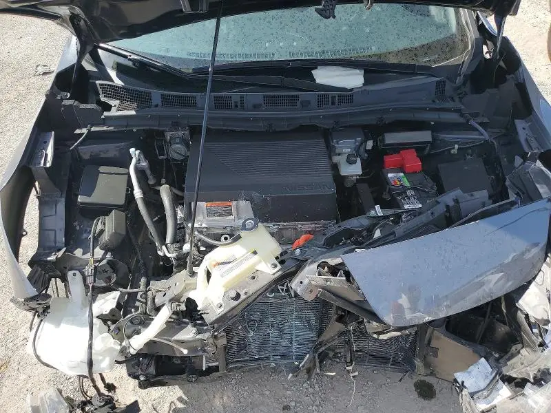 2019 NISSAN LEAF SV PLUS  