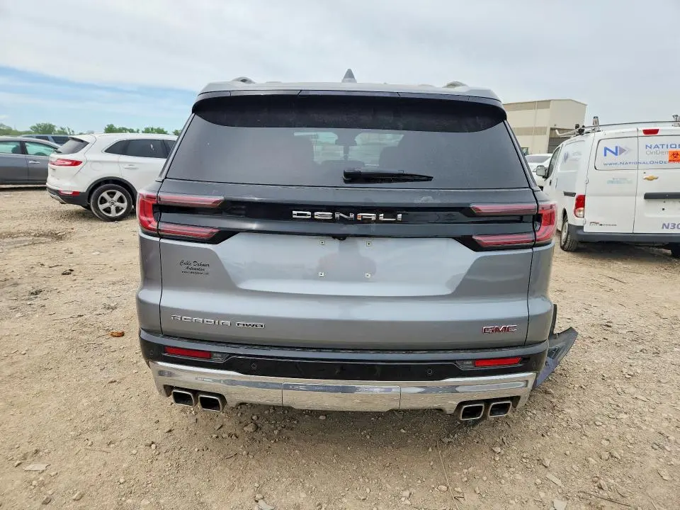 2025 GMC ACADIA DENALI  