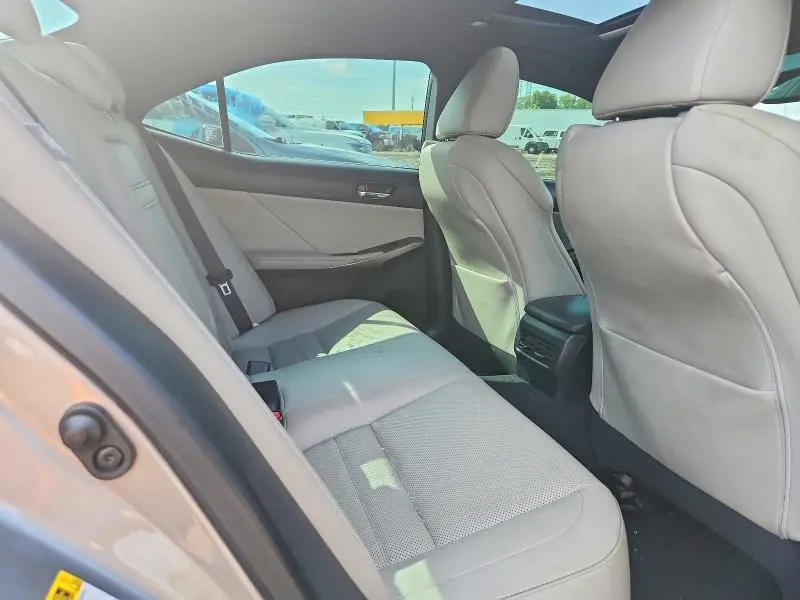 2015 LEXUS IS 250  