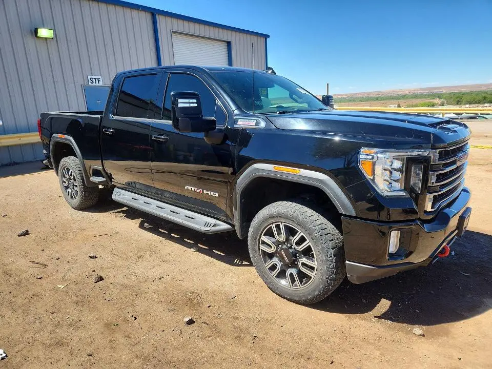 2022 GMC SIERRA K2500 AT4  