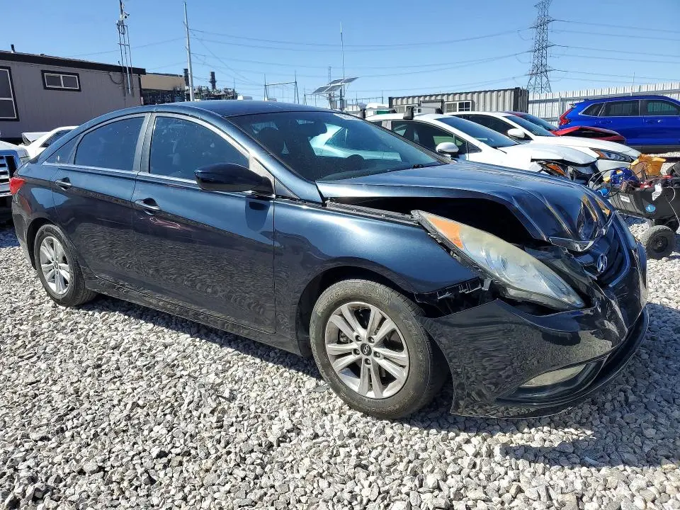 2013 HYUNDAI SONATA GLS  