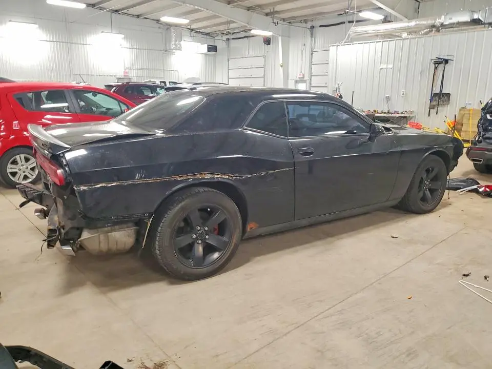 2014 DODGE CHALLENGER SXT  