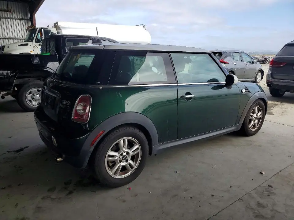 2012 MINI COOPER   