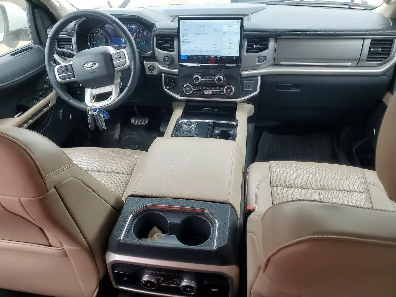 2022 FORD EXPEDITION XLT  