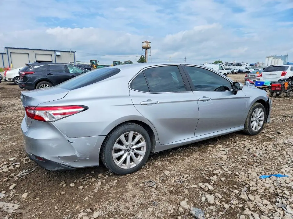 2018 TOYOTA CAMRY LE  