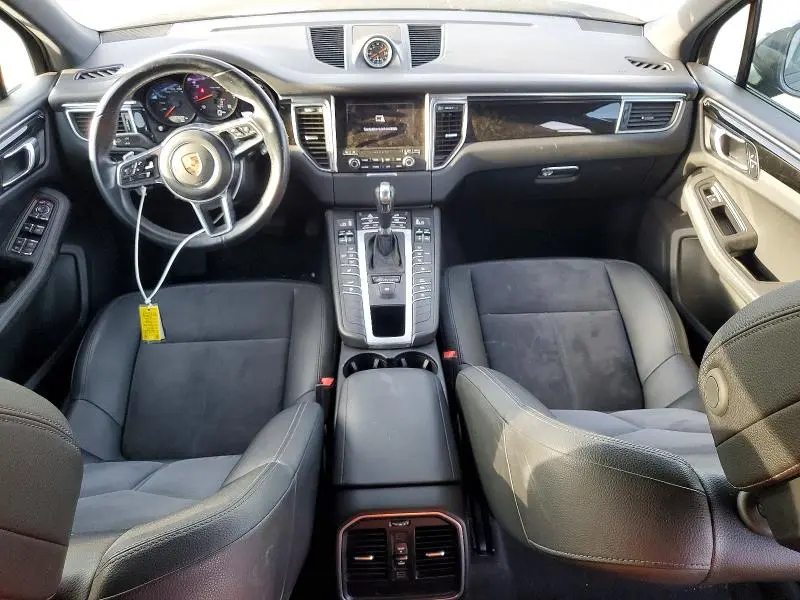 2018 PORSCHE MACAN MACAN  