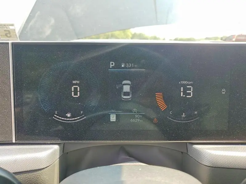 2025 HYUNDAI SONATA SE  