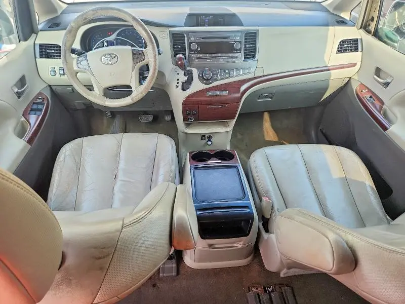 2012 TOYOTA SIENNA XLE 8-PASSENGER  