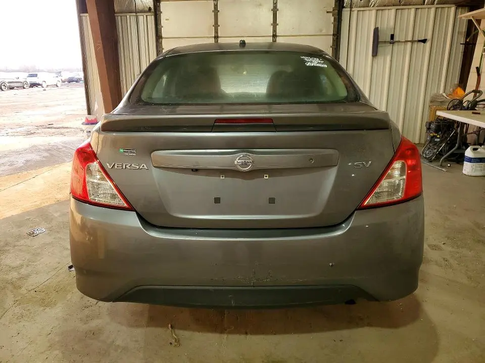 2019 NISSAN VERSA SV  