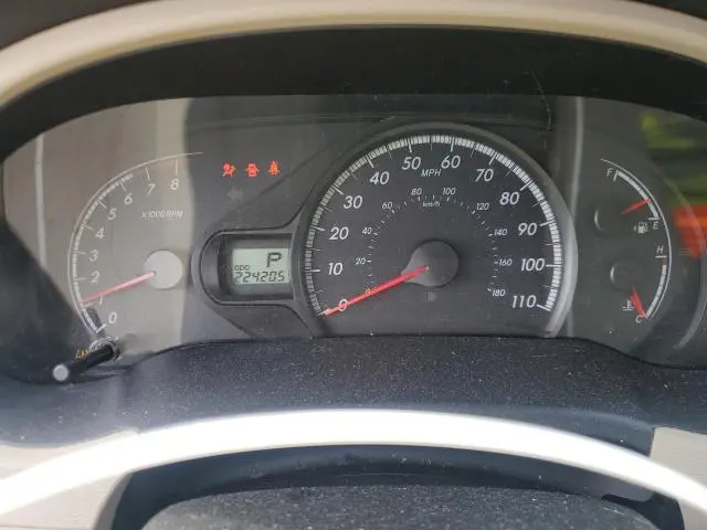 2011 TOYOTA SIENNA   