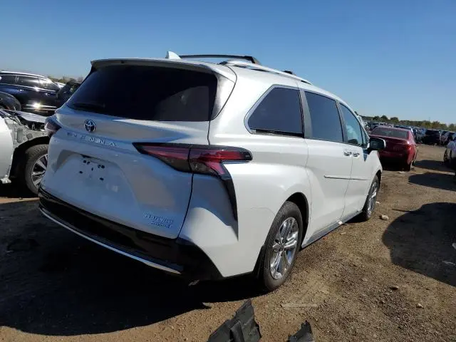 2024 TOYOTA SIENNA LIMITED