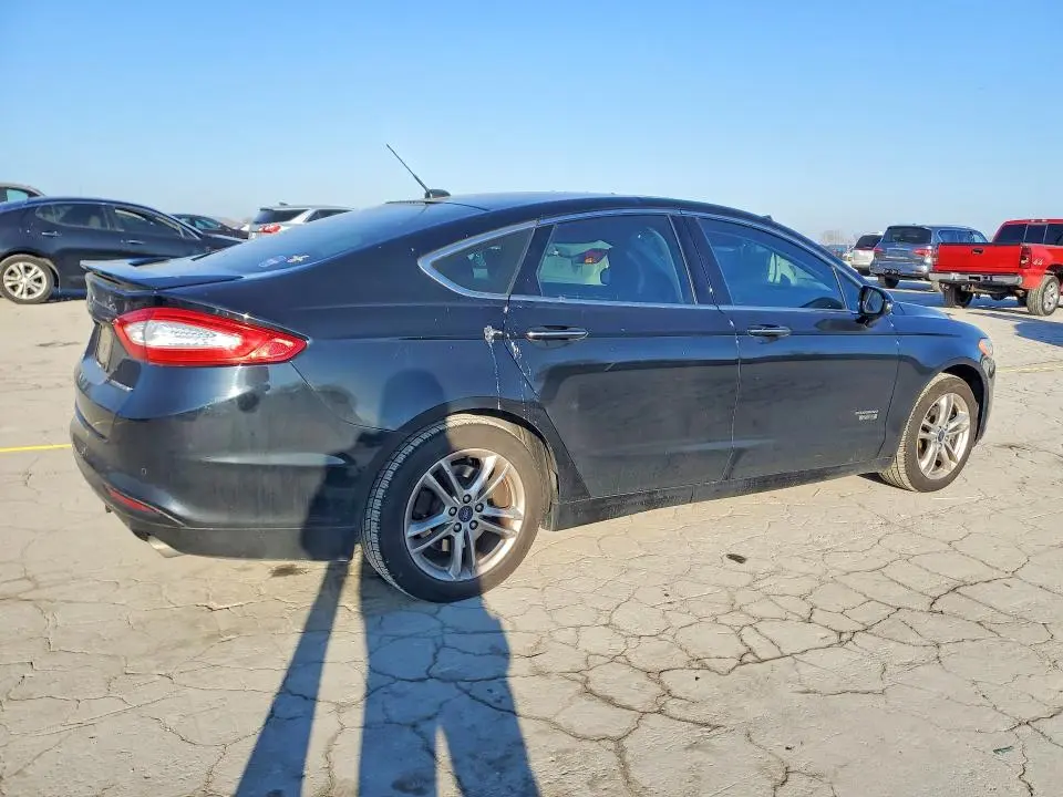 2016 FORD FUSION TITANIUM PHEV  