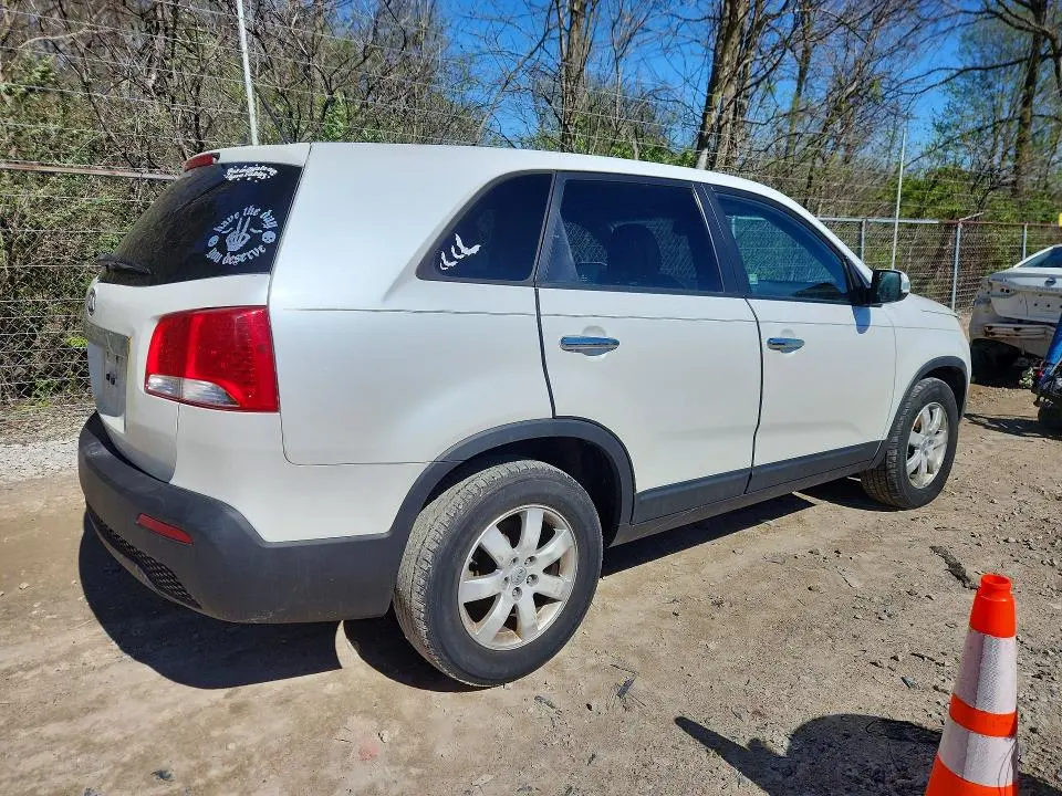 2012 KIA SORENTO LX  