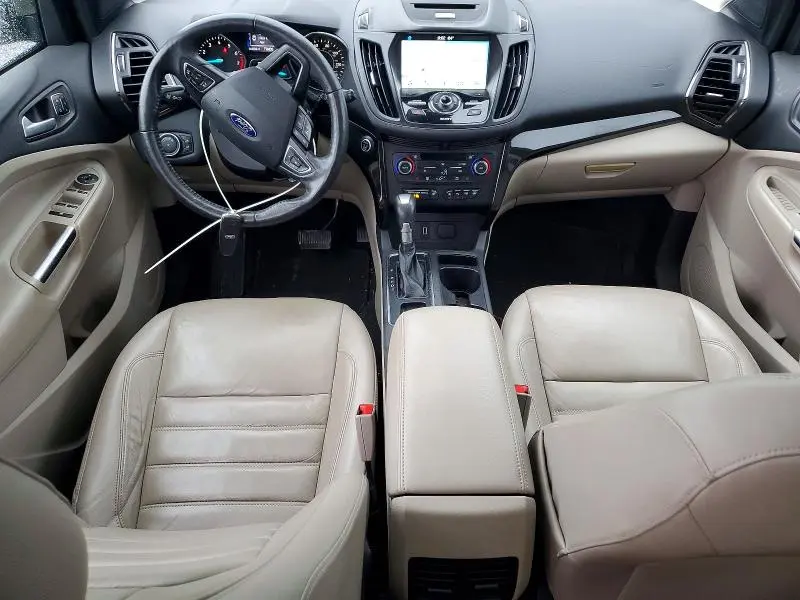 2017 FORD ESCAPE TITANIUM  