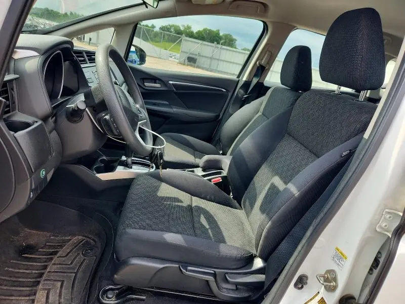 2015 HONDA FIT LX  