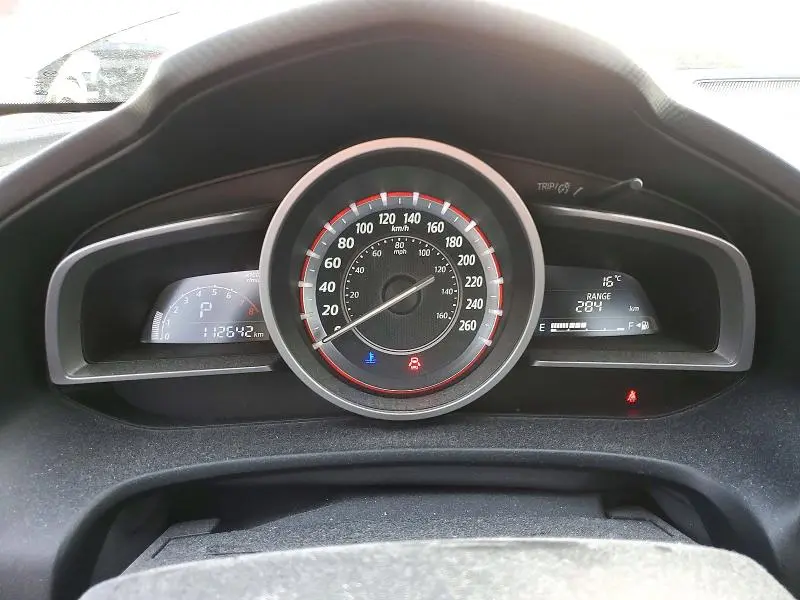 2015 MAZDA 3 TOURING  