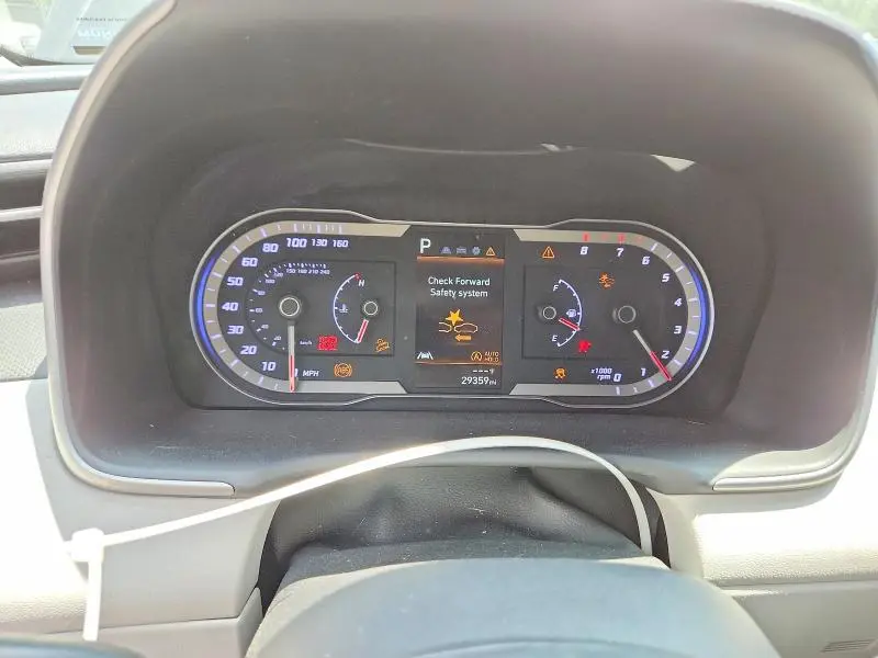 2022 HYUNDAI TUCSON SE  