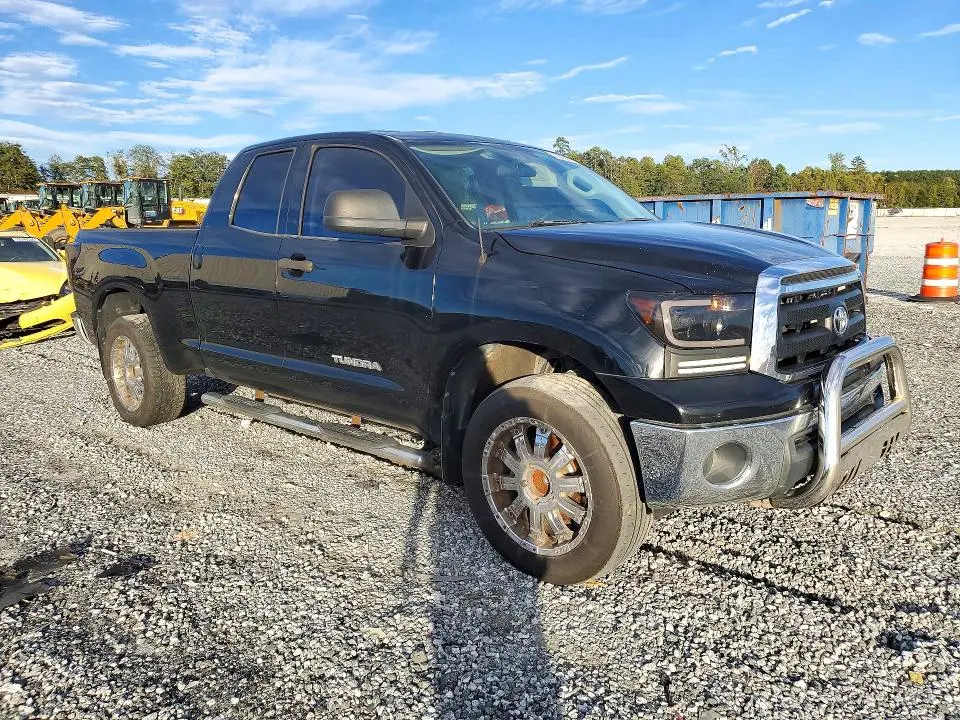 2011 TOYOTA TUNDRA DOUBLE CAB SR5  