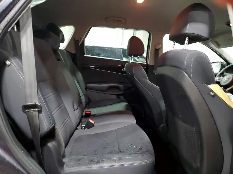2018 KIA SORENTO LX V6  