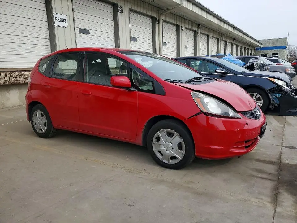 2013 HONDA FIT   