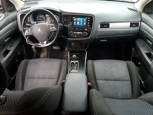 2017 MITSUBISHI OUTLANDER SE  