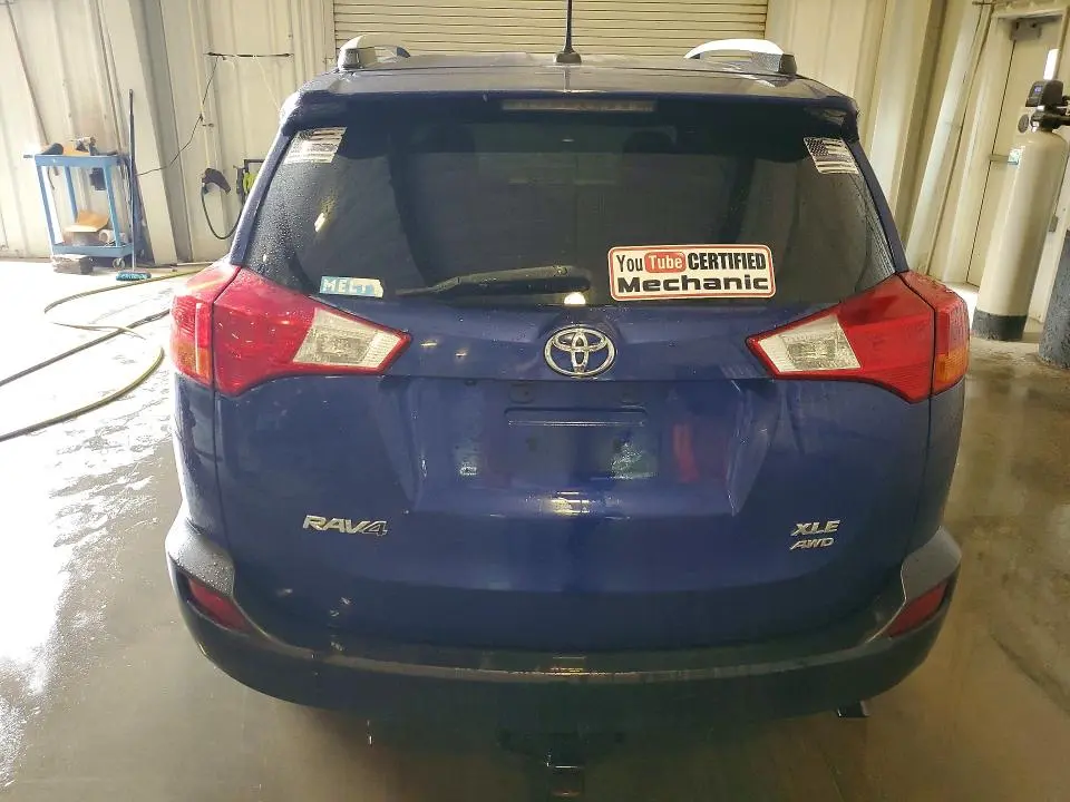 2014 TOYOTA RAV4 XLE  