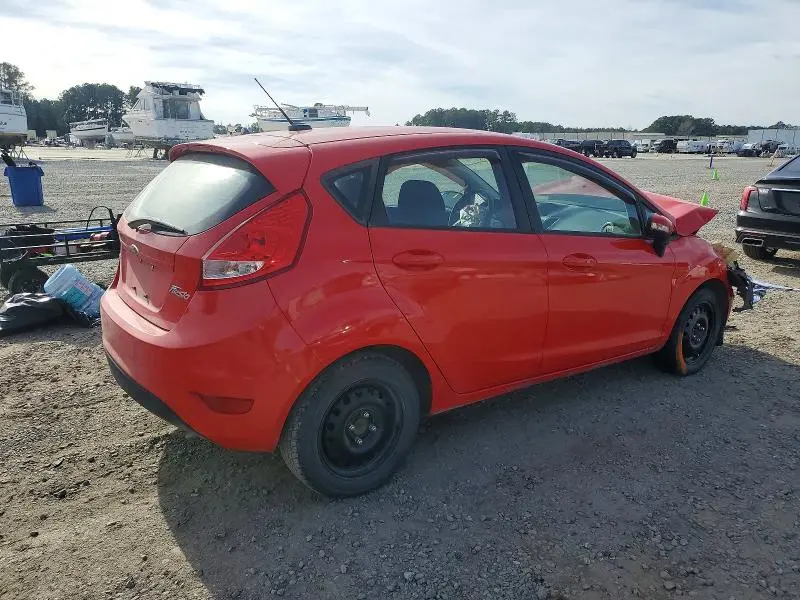 2013 FORD FIESTA SE  